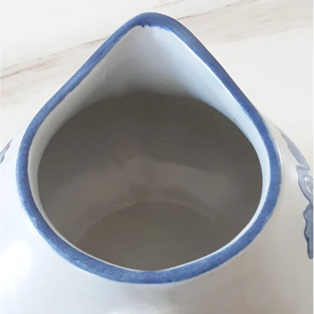 Pfaltzgraff Yorktowne Blue Floral Stoneware Gravy Boat | Creamer Pitcher - Vtg
